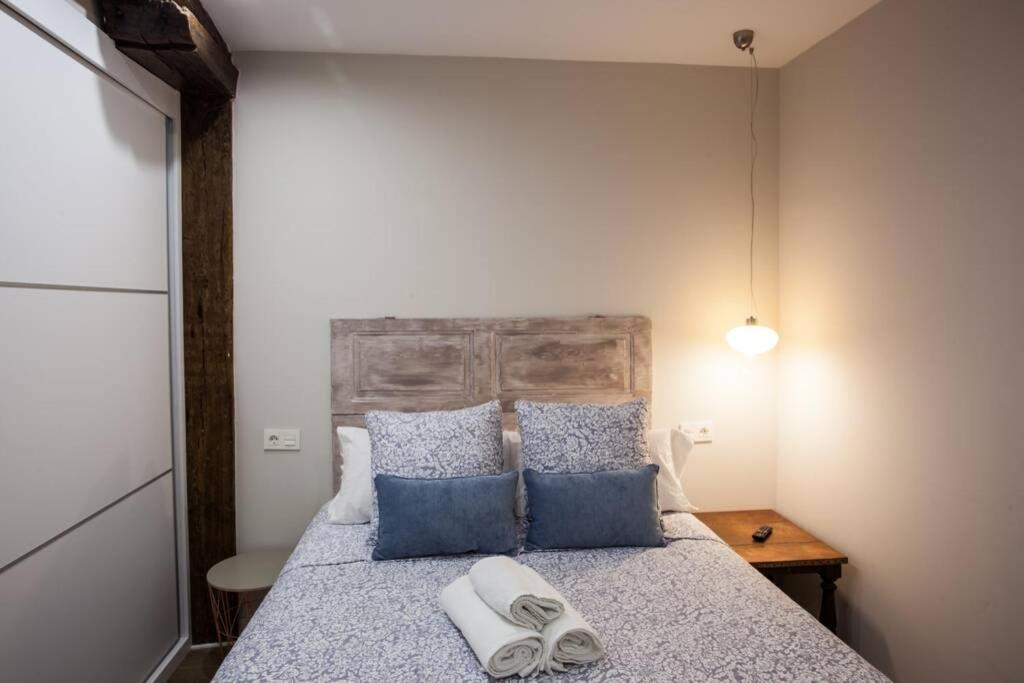 Appartamento Bonito Apartamento, Nuevo Y En El Casco Viejo!!! Bilbao Esterno foto